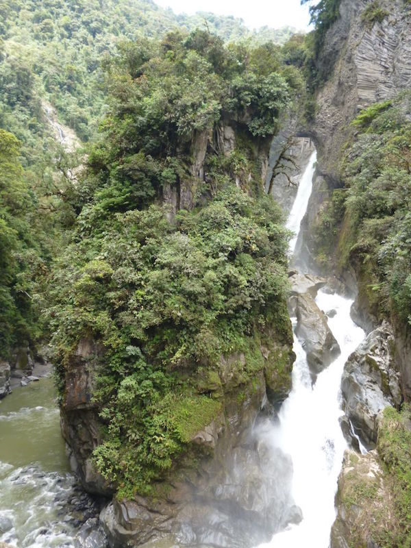 Baños tour, Pailon del Diablo ecuador