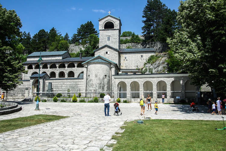 Cetinje en Lovcen montenegro roadtrip