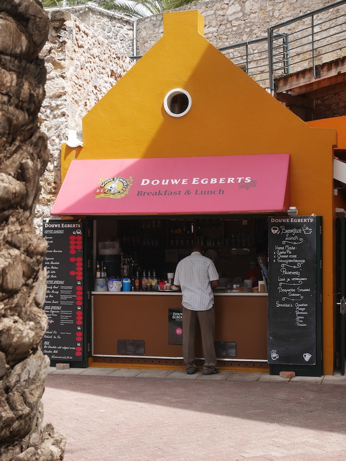 DE cafe curacao restaurant