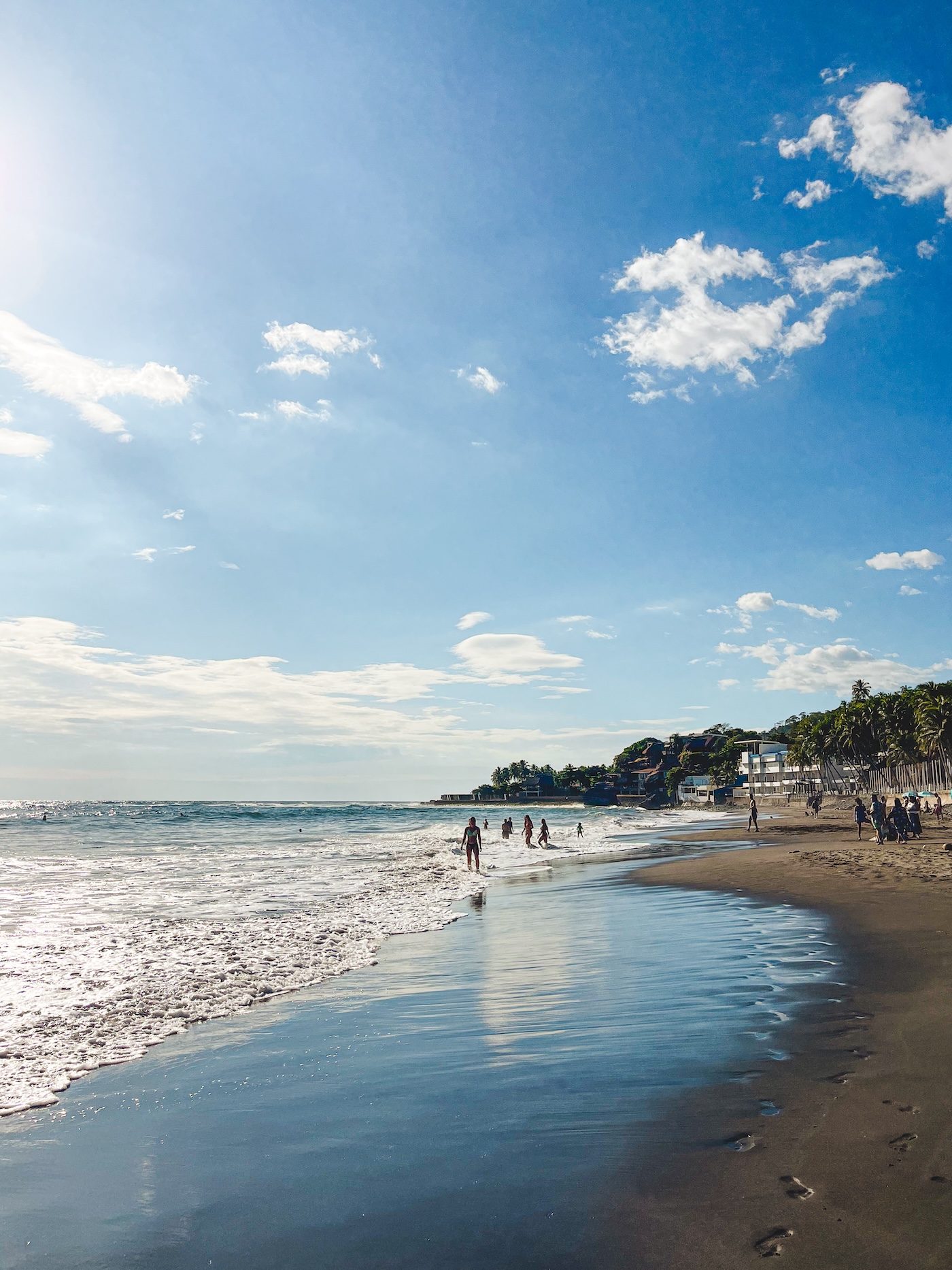 El Tunco strand