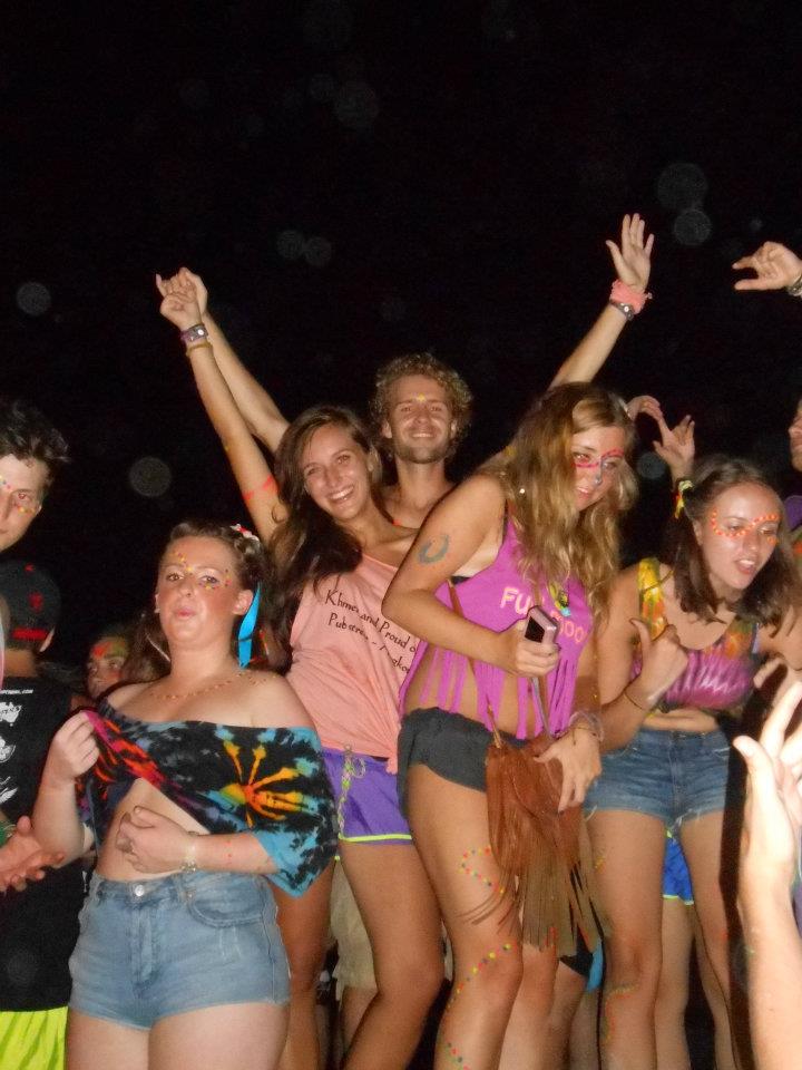 Full moon party op koh phangan in thailand