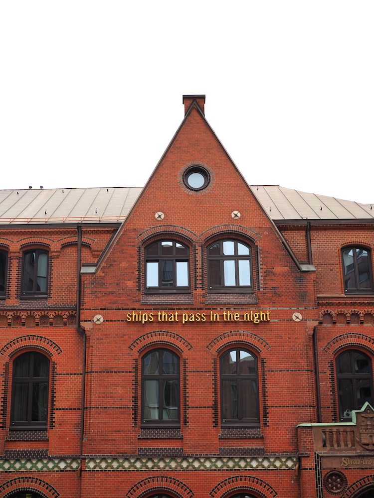 Buitenkant 25 hours hotel