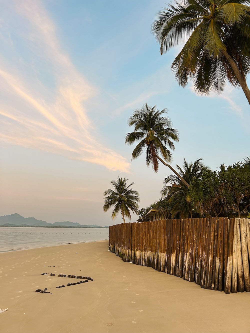 Pearl beach Koh Mook