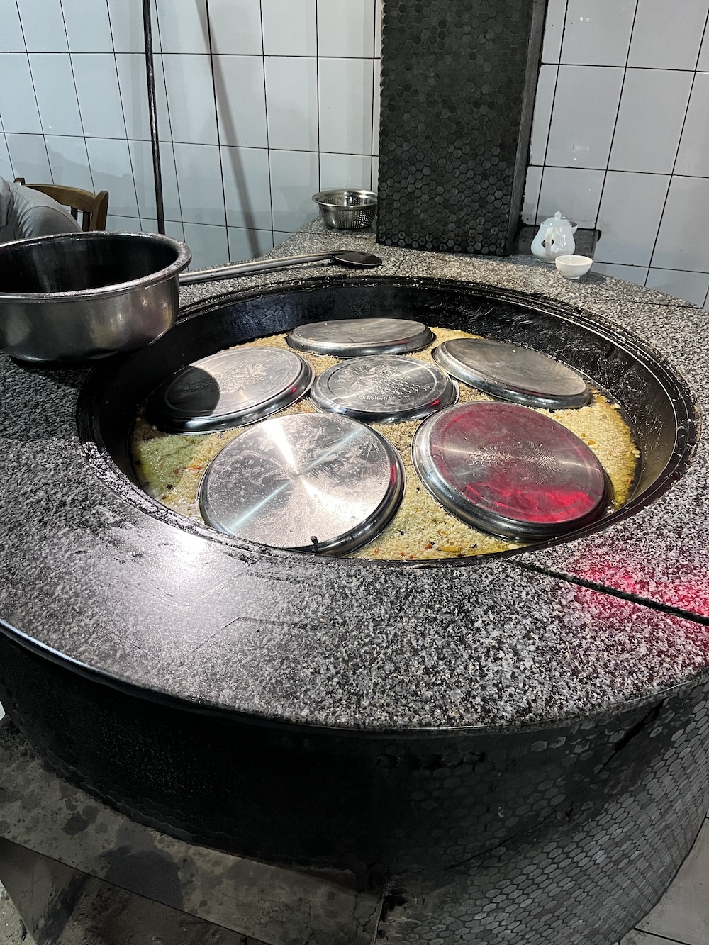 Plov bij restaurant Besh Qozon Tashkent