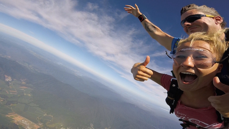 Rowie backpacken australie bunjee jump