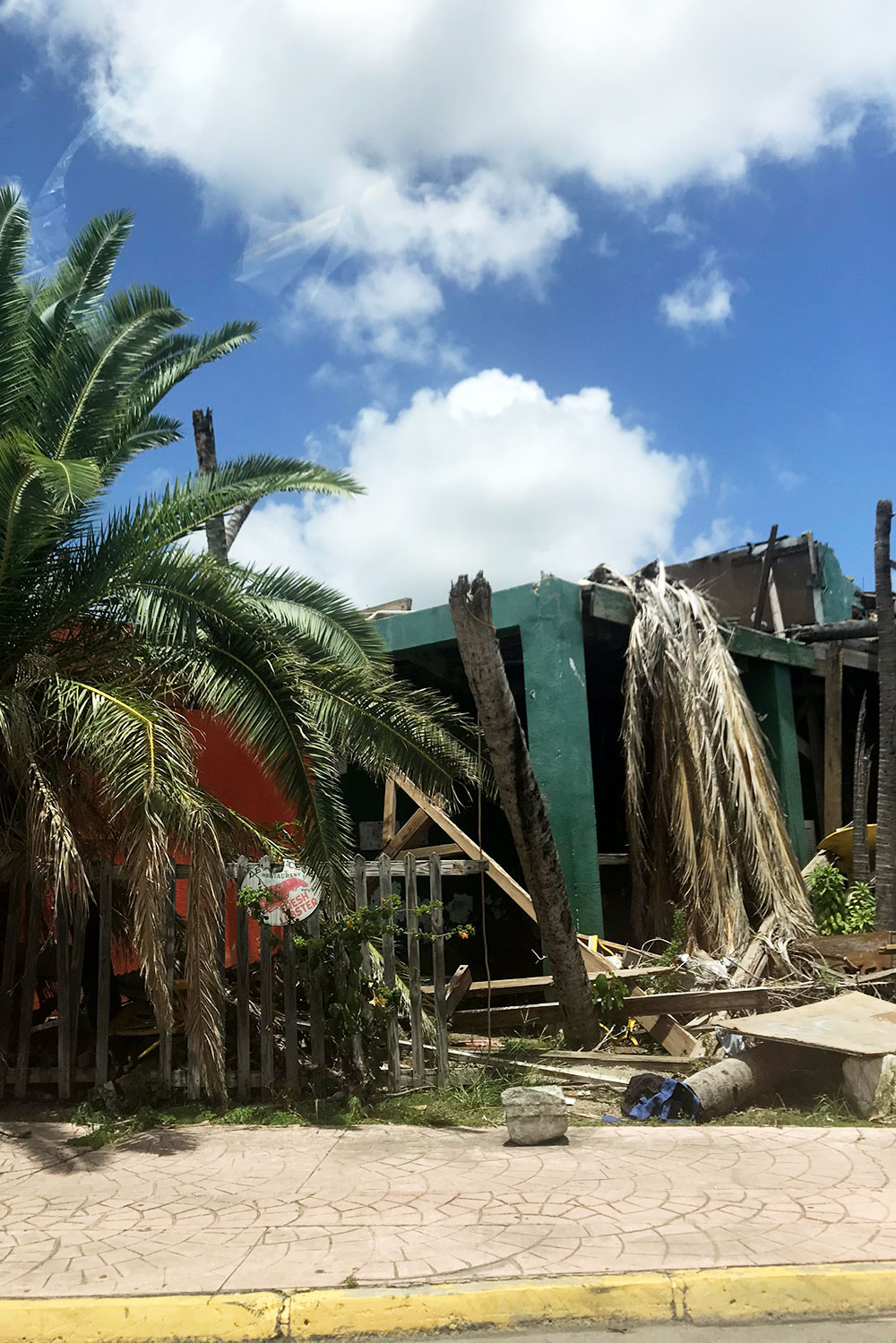 Sint-Maarten Franse-deel-ravage na orkaan irma