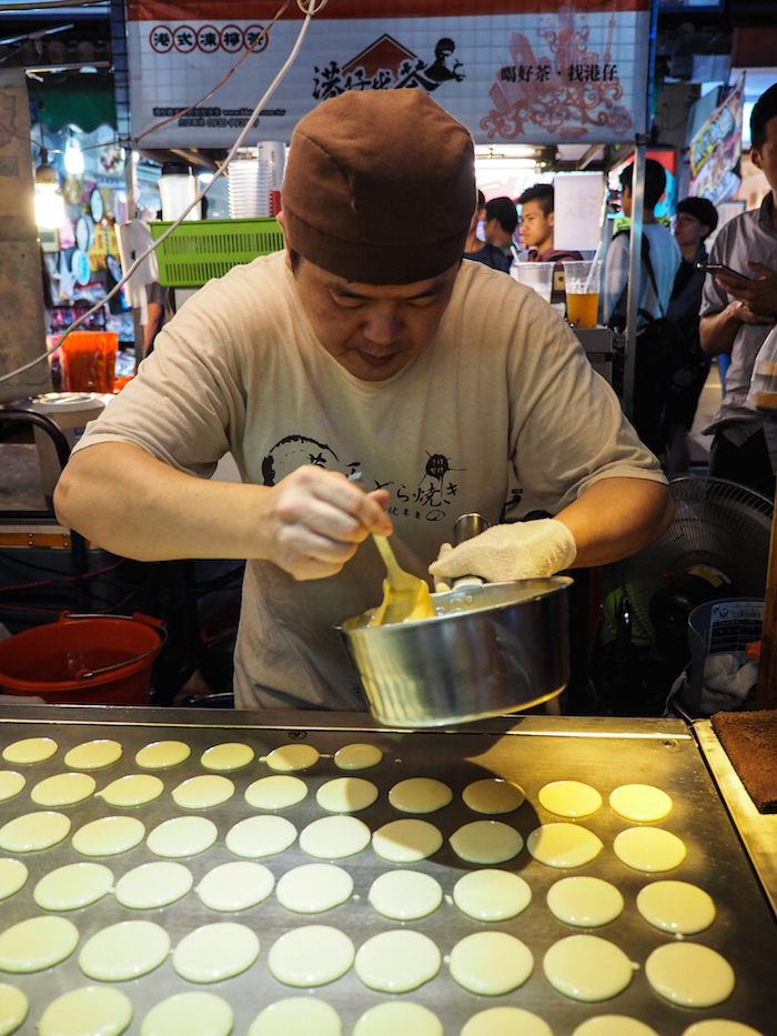 Raohe street market in taipei