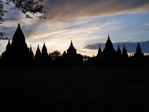 Zonsondergang Bagan