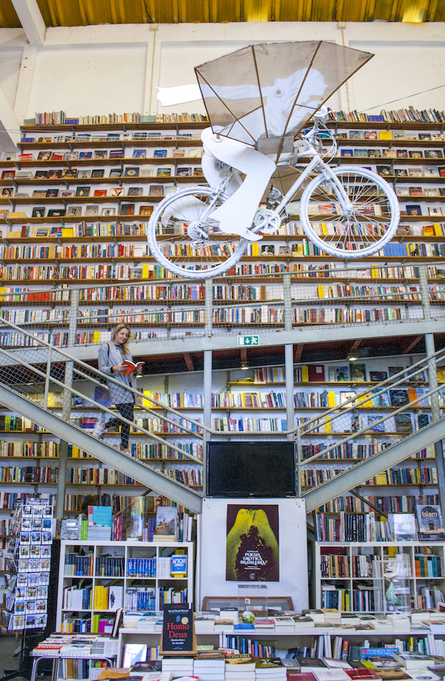 bibliotheek in LX Factory