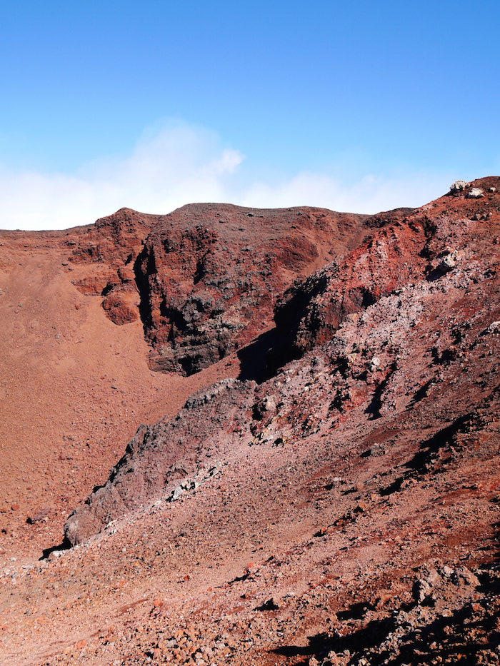 etna rood gesteente lava sicilie