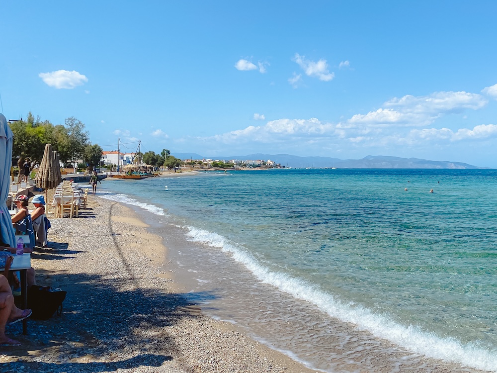 kiezelstrandje Saronische eilanden