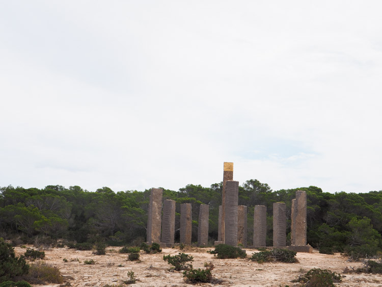 stonehenge ibiza-3