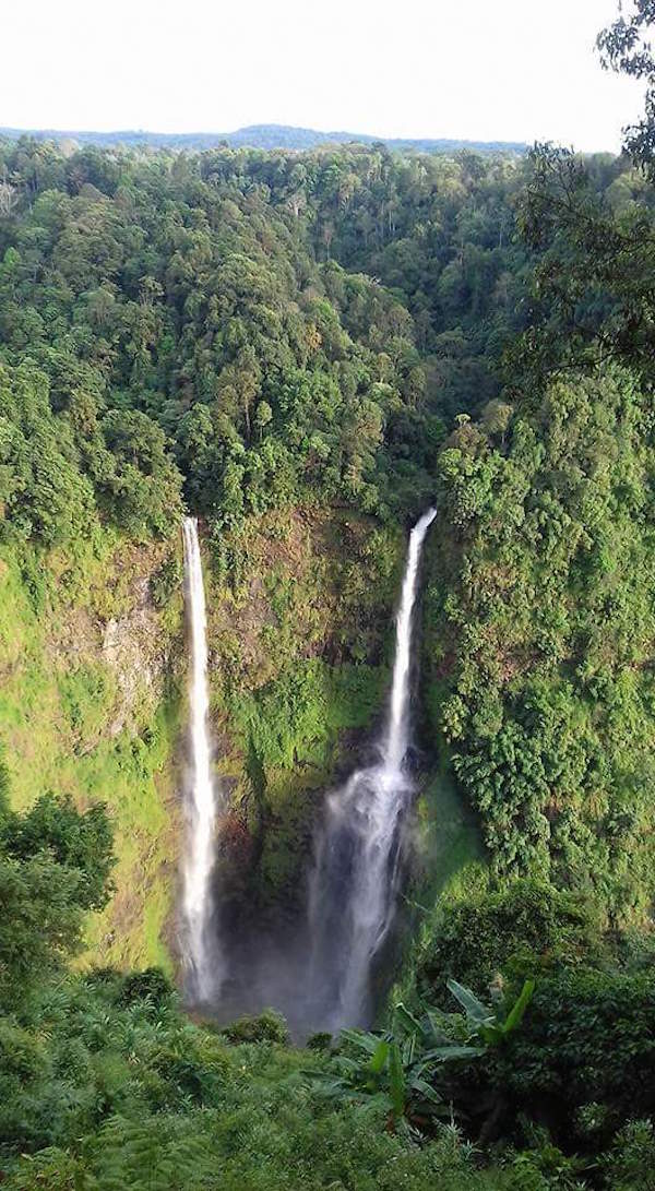 watervallen in laos